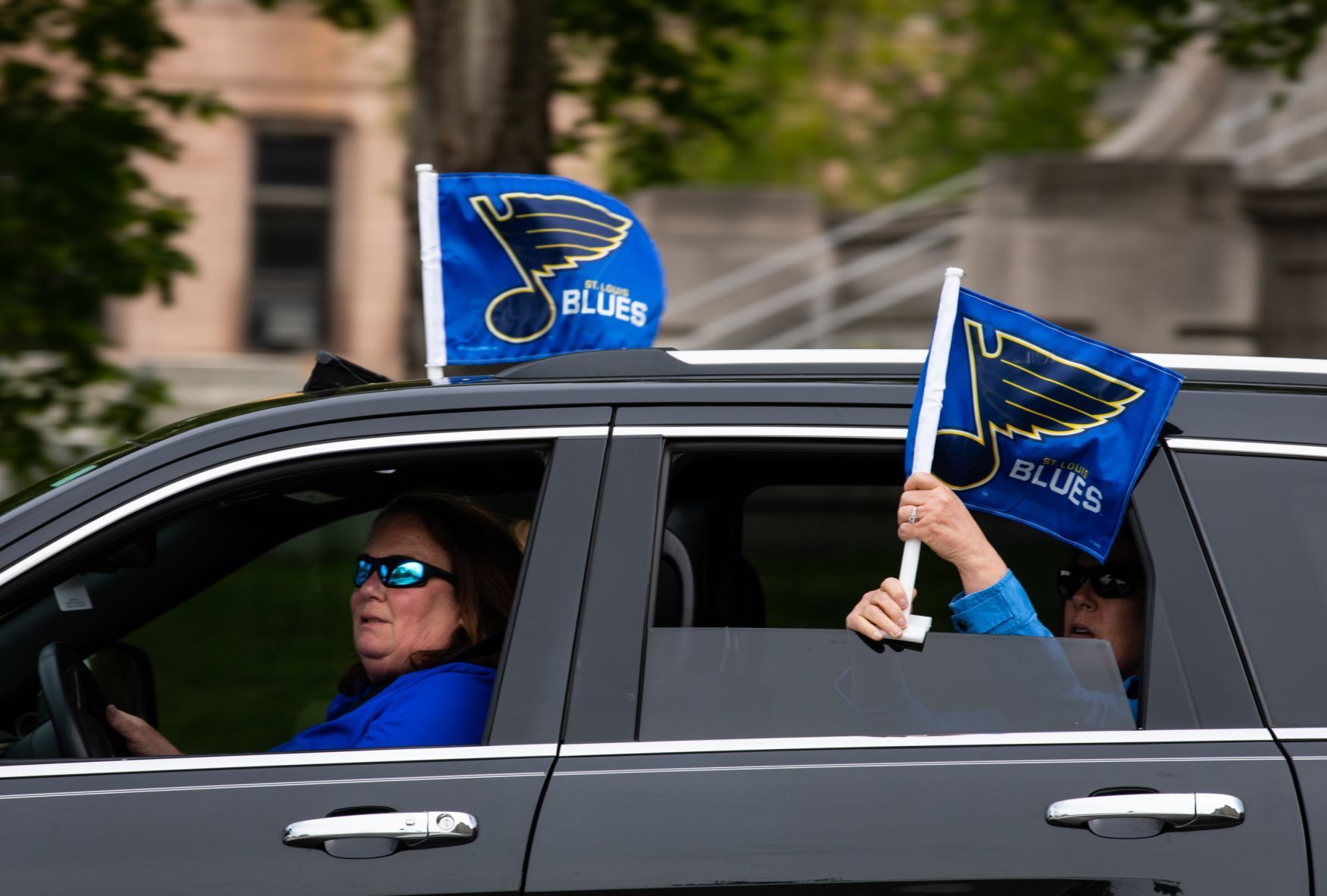 Blues fans line Market Street to pay tribute to Plager 9